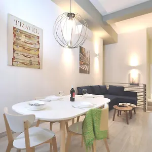 luxury-apartment-near-niguarda-graziano39.italymilanhotels.net/